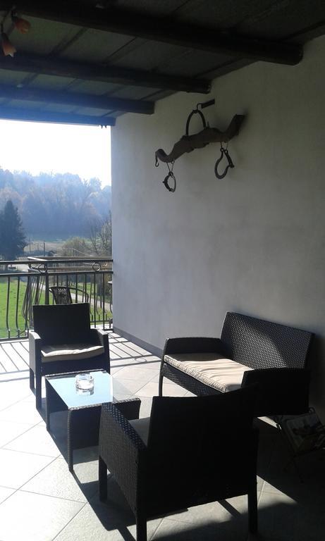 B&B La Coccarda Castell'Alfero Exterior photo