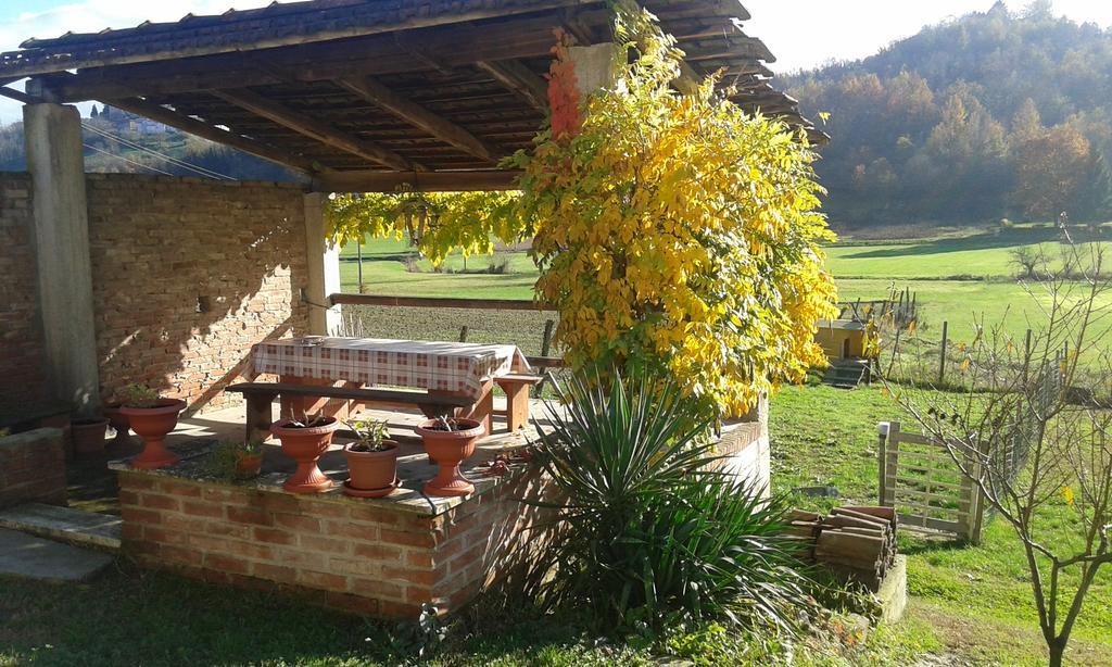 B&B La Coccarda Castell'Alfero Exterior photo