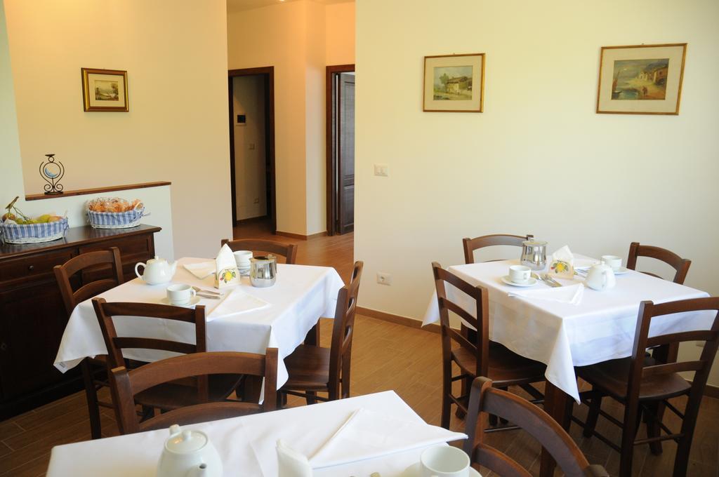 B&B La Coccarda Castell'Alfero Exterior photo